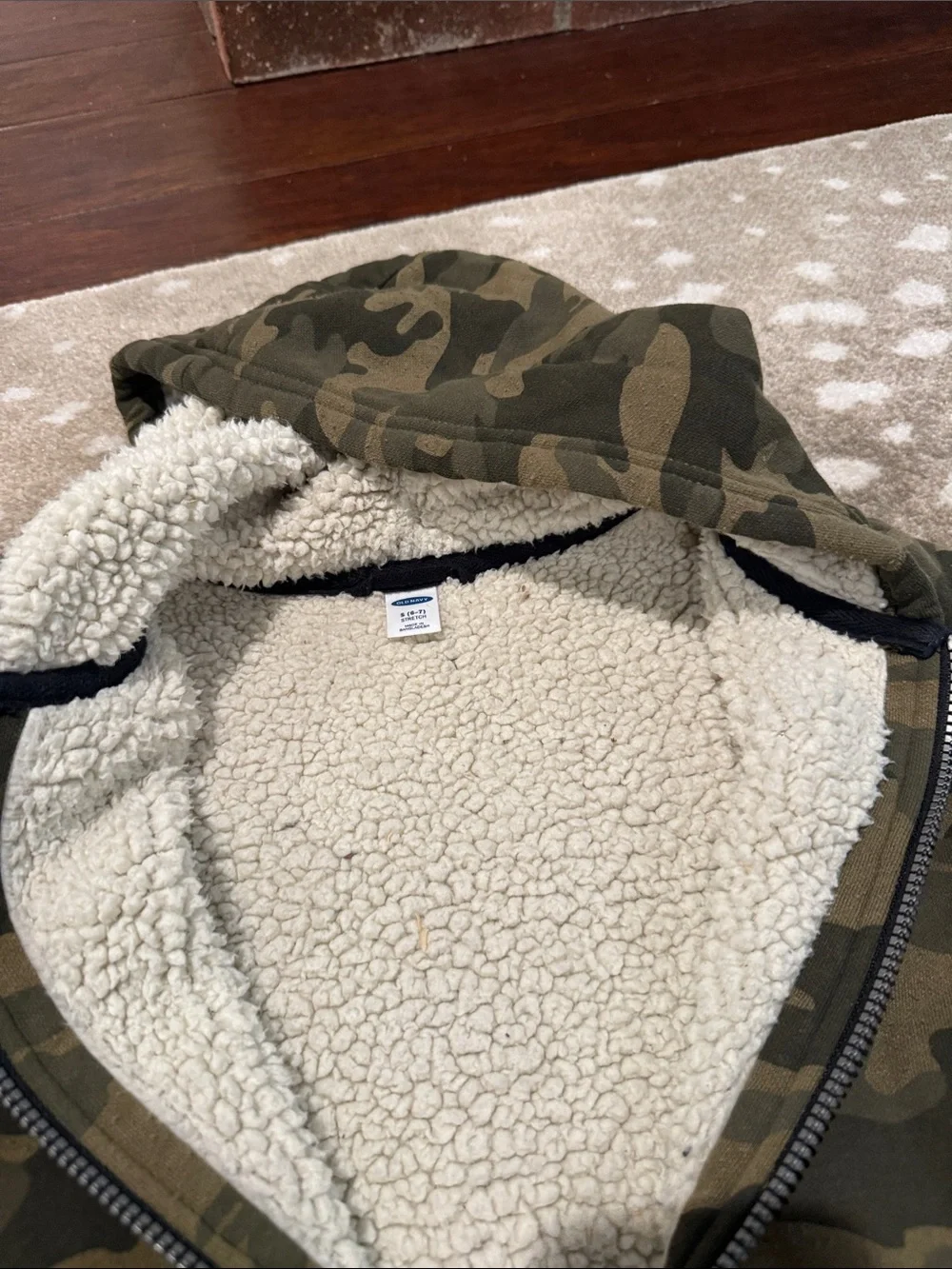 Bundle (3) Boys Sweaters. Size 6/7